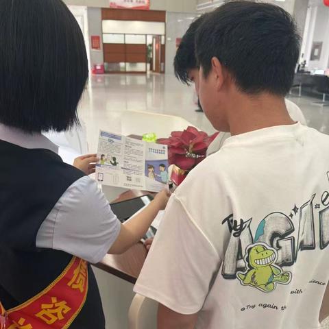 汕头澄海支行扎实开展"普及金融知识万里行"活动