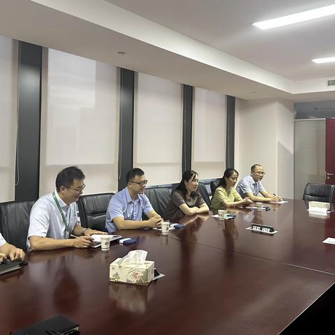 无锡分行开展“清风正气从家出发”纪检干部家庭助廉活动