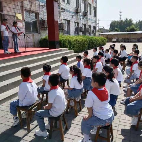 快乐六一     精彩童年———崔庙镇中心小学庆六一文艺演出剪辑