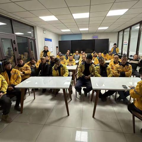重点维修三车间传达今冬、明春生产重要会议精神