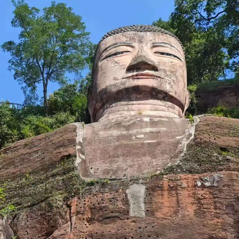四川奇幻之旅：佛光、水韵、神树、变脸