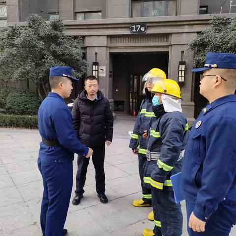 能源金贸区大队借助“宪法宣传日”开展消防宣传活动