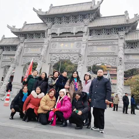 观绵阳海鸥-祈福圣水寺罗汉寺-逛马家巷小吃街