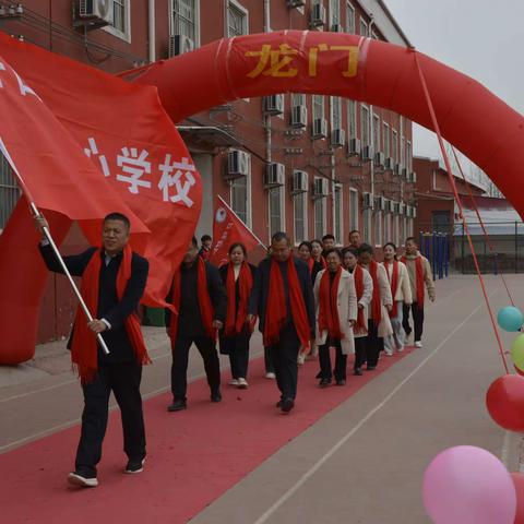 厉兵秣马备战中考 不负春光砥砺前行 ——千口镇初级中学九年级“百日冲刺”誓师大会