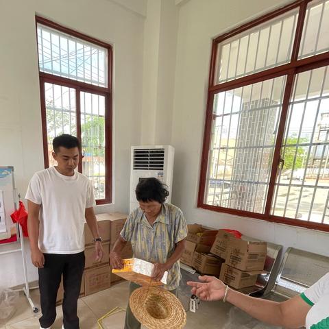 雄丰村委会开展2024年第四季度乡村治理积分兑换活动