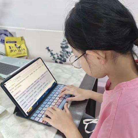 肉眼看不见的“脏”：微生物世界 ——基于微生物培养的﻿对比实验报告