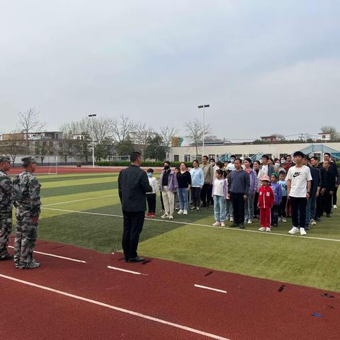 毓秀路小学四2班走进“魏都区中小学教育实践基地”