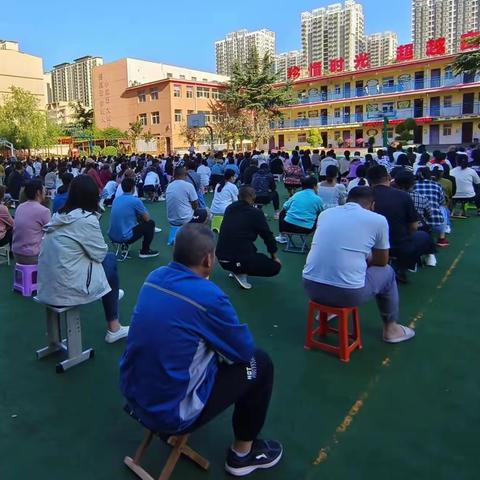 【时光小学】免费公交卡，情系千万家——时光小学免费公交宣传活动