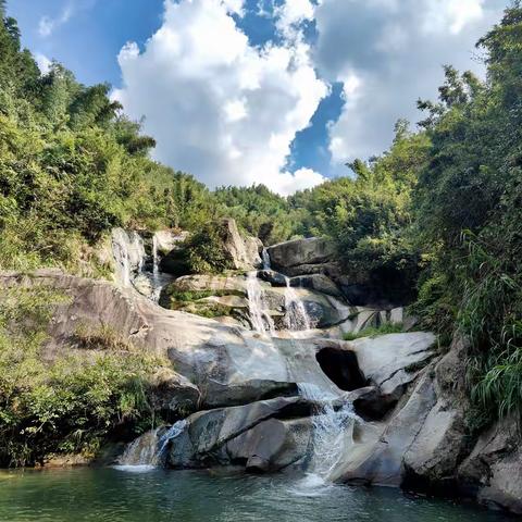 【狸猫户外】《天岳云上古梯田美景+黄龙山古村瀑布碧潭》人少景美，一日休闲户外活动