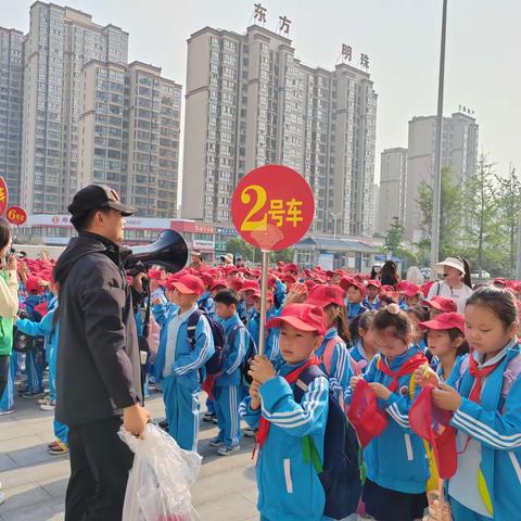 “研”途皆知识、“学”中悟成长              ———许慎中学一（2）                                                       2024.5