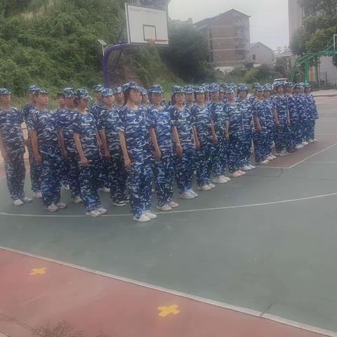 军训，我们相遇在八月新邵县资江中学