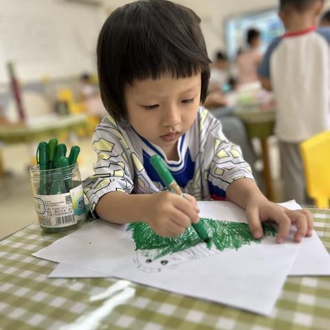 今日室内自主游戏