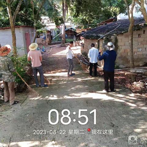 白查村持续开展人居环境卫生整治活动