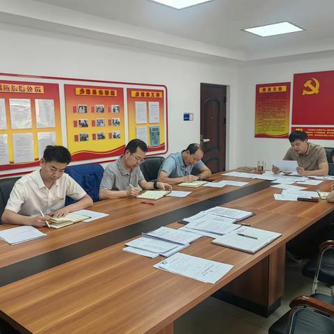 融媒体中心组织召开学习贯彻习近平新时代中国特色社会主义思想主题教育专题民主生活会暨支委专题组织生活会