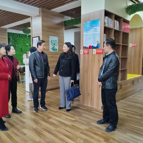 西安市总工会宣教部调研指导碑林区“职工书屋”建设工作