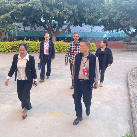 桐子林镇学区责任督学对桐子林镇中心幼儿园普及普惠督导工作检查