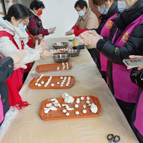 欢度元宵——余华岭社区佰穗养老中心开展元宵节活动