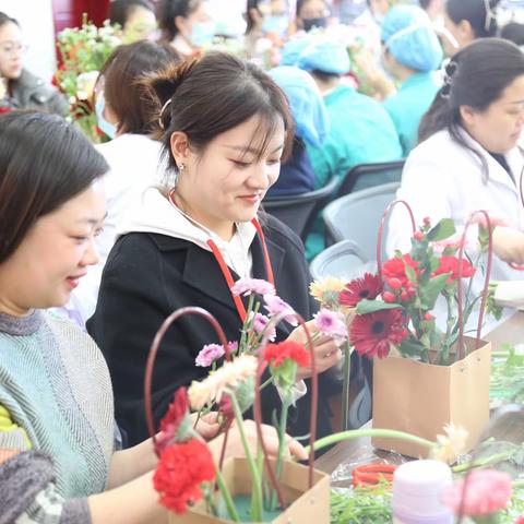 ［强基增效］石家庄市裕华区东风路社区开展迎三八“巾帼心向党 建功新时代”主题活动