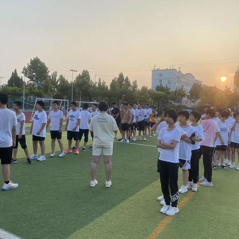 强健体魄“乐”动一夏——博兴县实验中学2022级4班暑期晨间体育锻炼第24天纪实(8.11)