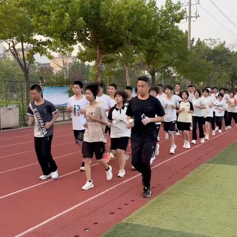 2022级4班暑期瘦身塑形计划实施第十天