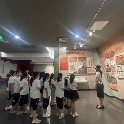 传承红色基因，培育时代新人