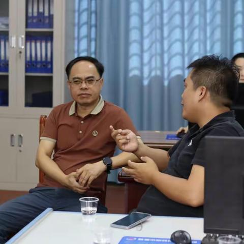 以“脚踏实地”之精神 ，谱“乡村振兴”之华章