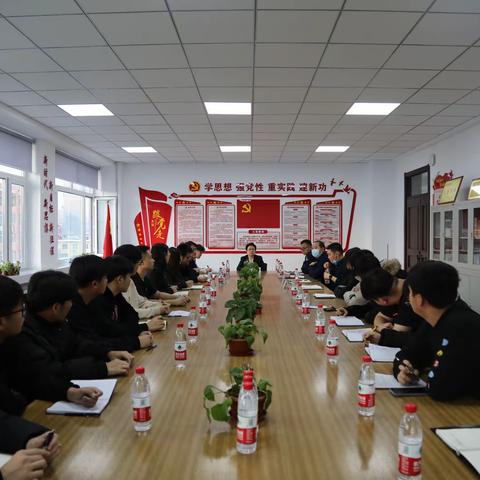 学院召开“院领导接待日”座谈会