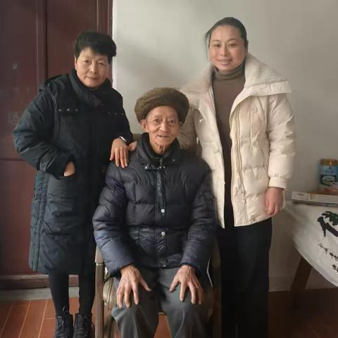 蛇年新春至，走访暖师情——老方桥小学慰问行动