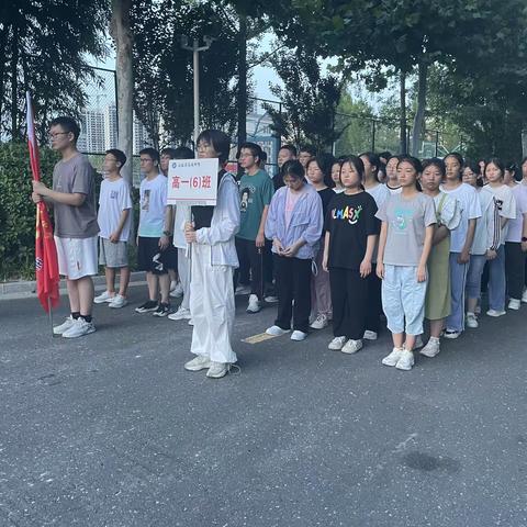 马陵中学高一6班军训实纪
