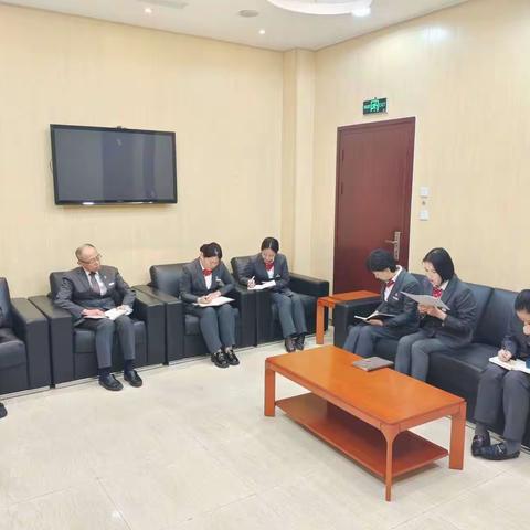 三泉支行联合党支部开展学习贯彻习近平新时代中国特色社会主义思想主题教育专题学习