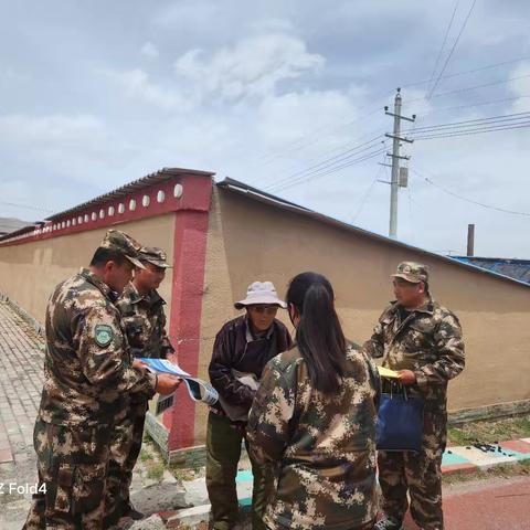 尕海保护站开展“万物共生，和美永续”国际生物多样性日主题宣传活动