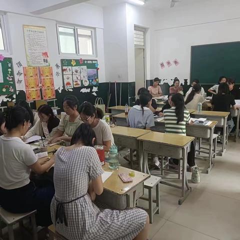 用心研练，芳华初绽 —— 明英中学新教师分享集体教学展示活动