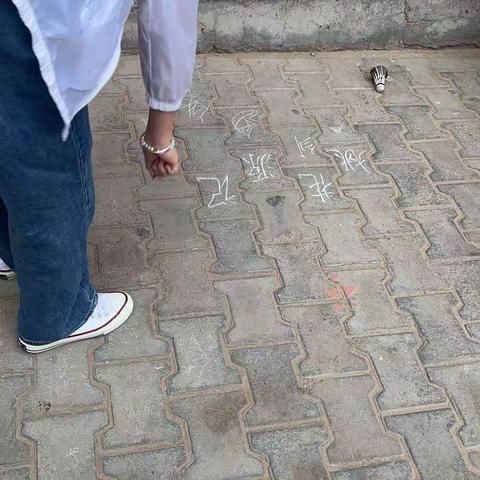 初18班孝心和新闻