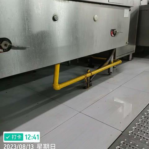 温馨人家奔驰项目加工区8月11日大扫除