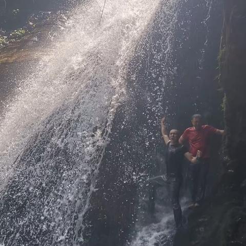 长沙快乐徒步20230812-连云山溯溪爬山之旅