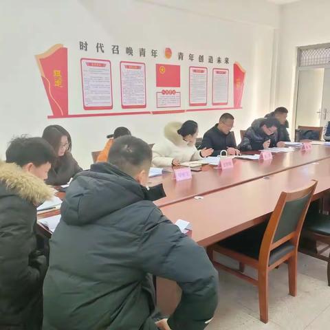 开题解惑明方向 专家助力启新程—实验中学举行市级课题开题论证会