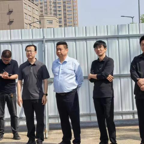 4月20日上午，区委副书记、区长刘勇带队调度城镇化重点工作进展情况