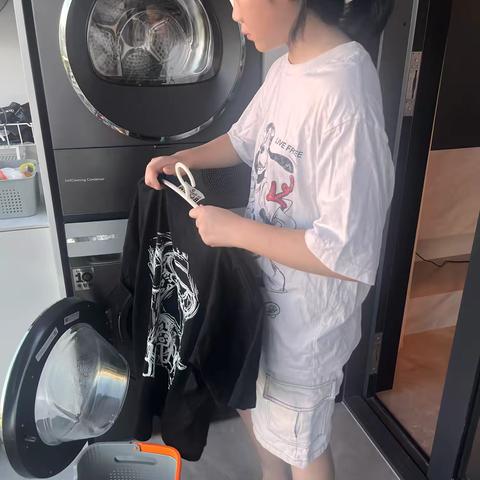 阴雨天也能轻松晾干衣服的小妙招