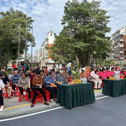 金秀的简篇 “九月初九，岁岁重阳，今有重阳，胜以春光。祝福全天下的老年人节日快乐。