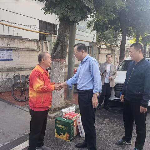 “浓情中秋，携情慰问”--濮阳市开发区卫生局开展中秋慰问计生特殊家庭服务活动