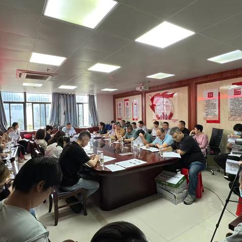 琼山区召开2025年医疗保障工作座谈会