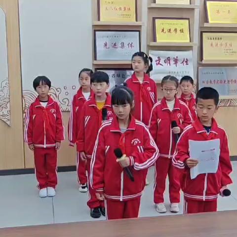 “时光慢点，爱你多点 ”——本溪市实验小学平山分校二（1）太阳花中队主题升旗仪式