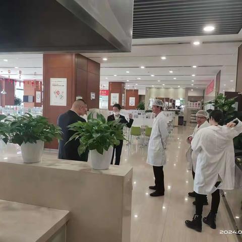 走进厨房，美食品鉴