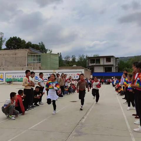 活力溢校园，运动展风采 ——夏湾小学2023年秋季运动会