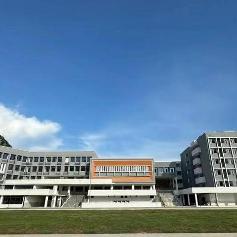 名师引领，聚焦课堂——桂林市临桂区第二初级中学名师课堂开放日活动周