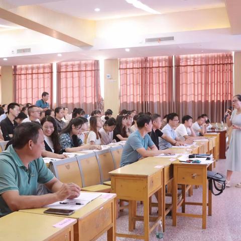 何其有幸遇见你们———记江永县中小学班主任暑假培训第四天