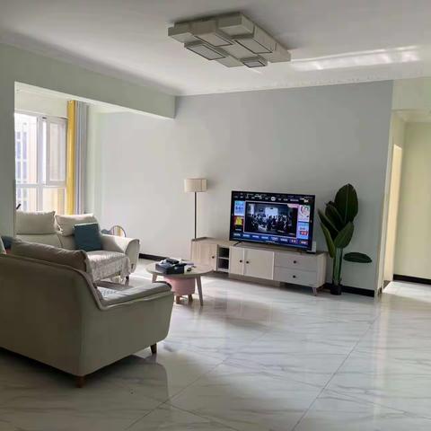 上城一号租房，套三1000/月（三台空调）