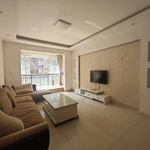 书香庭院电梯套二出租，700/月