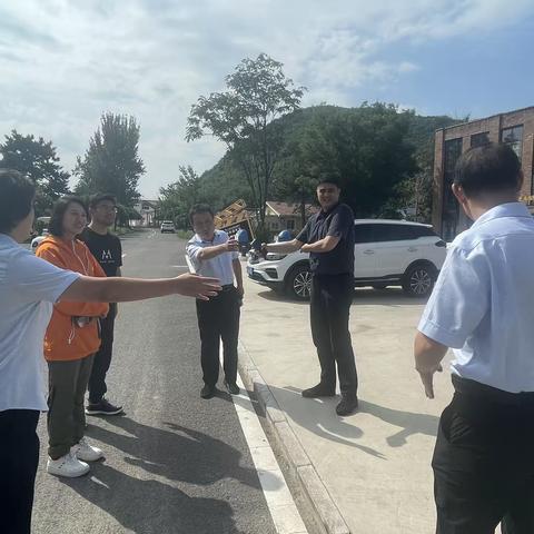 分行网络金融部莅临童牛影视小镇指导工作