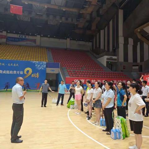 健康生活 快乐工作—荣昌支行首届“网点员工节”暨工会首届乒乓球比赛圆满成功